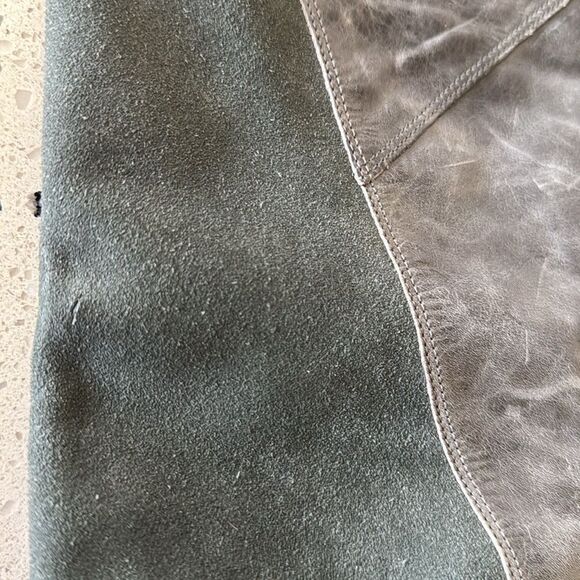 Gianni Bini Marlow Suede Leather Gray/Green Knee-High Boots Women's Size 6M GUC - Picture 14 of 14